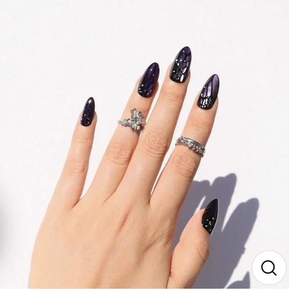 Nail Reformation Purple Mariposa Press-On Nails - Picture 3 of 5